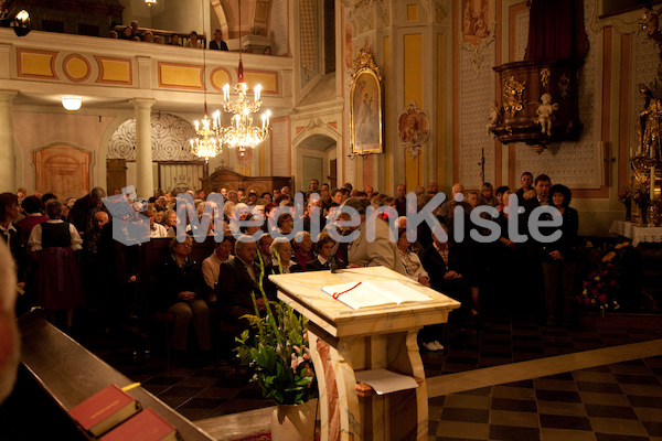 13. Wallfahrt Frauenberg 400 mit Bischof Kapellari (69).jpg