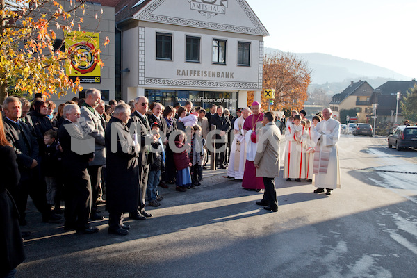 Altarweihe Anger Einzug-36.jpg