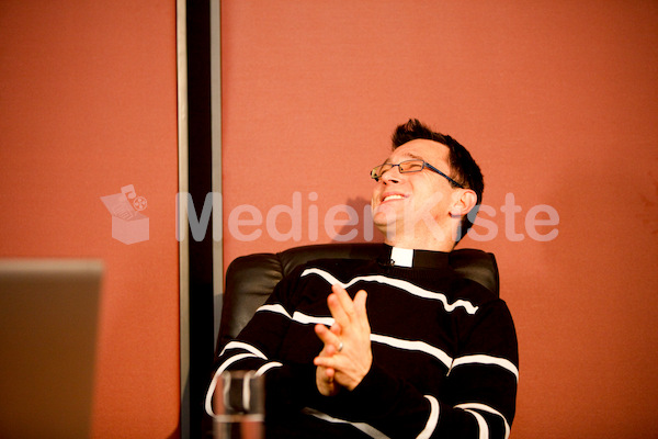 Dietmar Gruenwald Mensch Priester-31.jpg