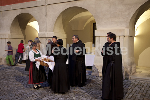 Gebet um geistliche Berufungen-5745