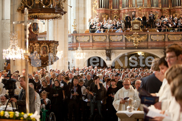 HL. Messe-13.jpg