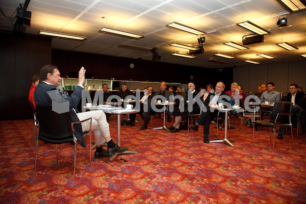 Kirchenpressekonferenz-0710.jpg