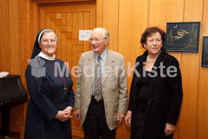 Licht getaucht kommst Du Sr. Maria Johanna Senn-042-14