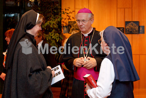 Licht getaucht kommst Du Sr. Maria Johanna Senn-042-43