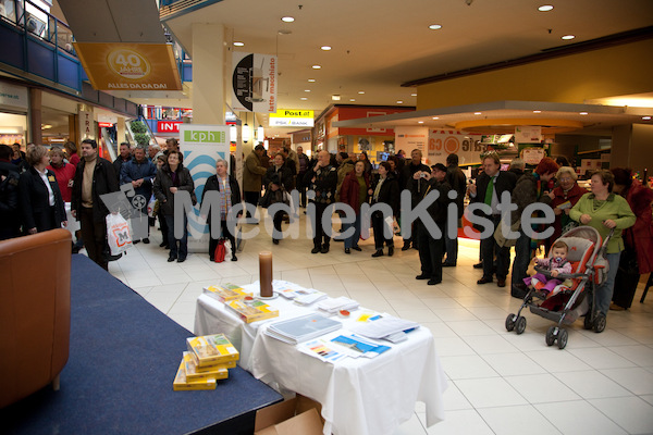 Pfarrer Brei im Citypark Teil 9 (68 von 311).jpg