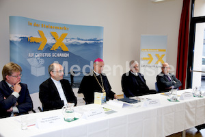 Pressekonferenz auf Christus schauen-10.jpg