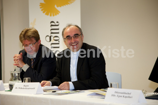 Pressekonferenz auf Christus schauen-23.jpg