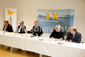 Pressekonferenz auf Christus schauen-3.jpg