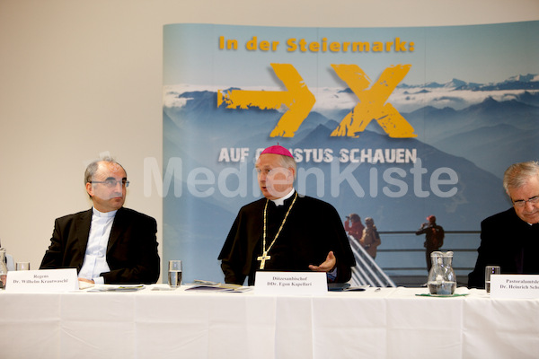 Pressekonferenz auf Christus schauen-33.jpg