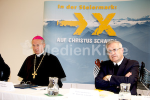 Pressekonferenz auf Christus schauen-57.jpg