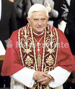 Benedikt XVI (48)