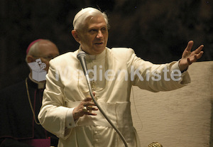 Benedikt XVI (52)