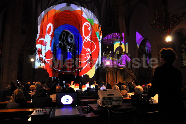 Foto Jokesch Stadtparrkirche Graz Lichtshow (1)