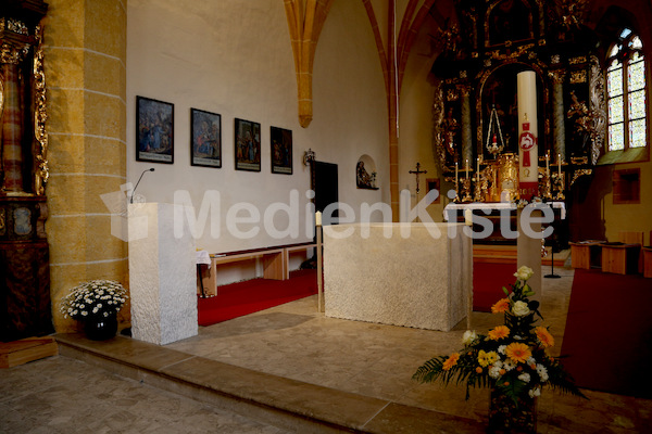 Foto Neuhold Altarweihe in St. Katharein a. d. Laming-9319