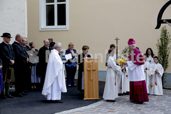 Foto Neuhold Altarweihe in St. Katharein a. d. Laming-9339