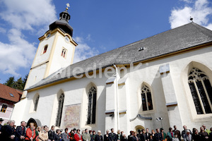 Foto Neuhold Altarweihe in St. Katharein a. d. Laming-9368