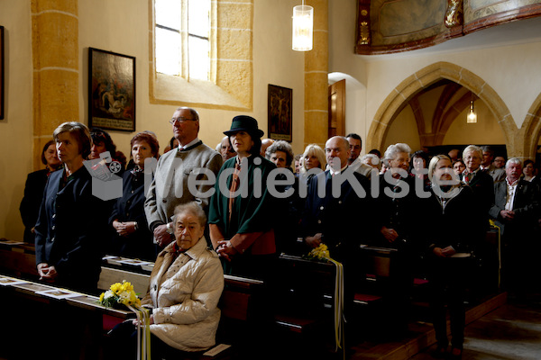 Foto Neuhold Altarweihe in St. Katharein a. d. Laming-9408