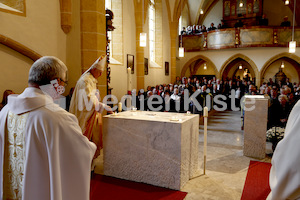 Foto Neuhold Altarweihe in St. Katharein a. d. Laming-9541