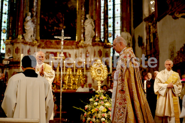 Foto Neuhold Fronleichnam Graz 2013-0415