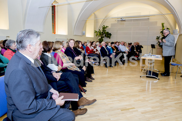 Glaubensseminar in Seggau m. P. Paul Thoerner-0821-2