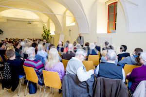 Glaubensseminar in Seggau m. P. Paul Thoerner-0825