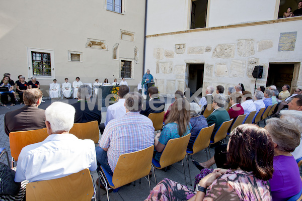 Hl. Messe Eucharistie-0976