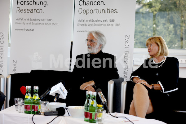 Michael Haneke erhaelt den Ehrendoktor der Universitaet Graz-0934