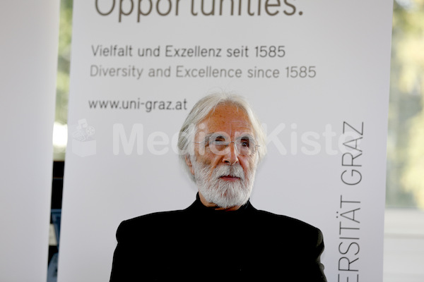 Michael Haneke erhaelt den Ehrendoktor der Universitaet Graz-0943