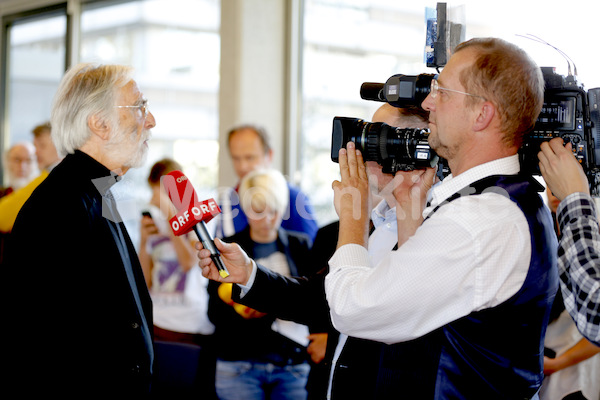 Michael Haneke erhaelt den Ehrendoktor der Universitaet Graz-1072